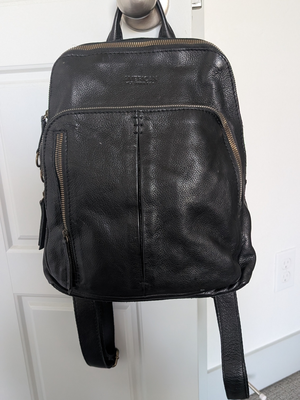 AmeriLeather Black Leather Women's Backpack with Zip Front Pocket
